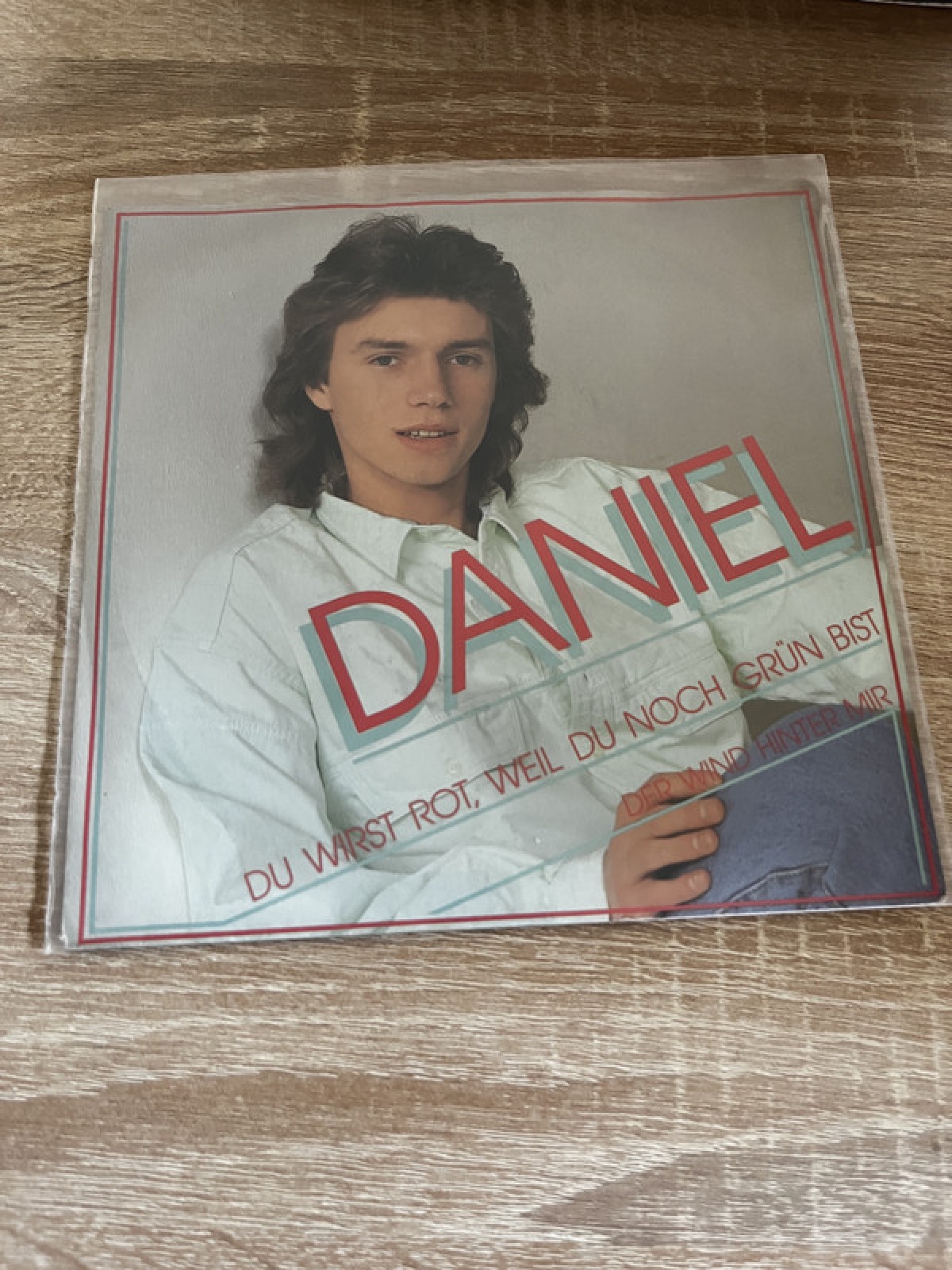 SINGLE / Daniel – Du Wirst Rot, Weil Du Noch Grün Bist