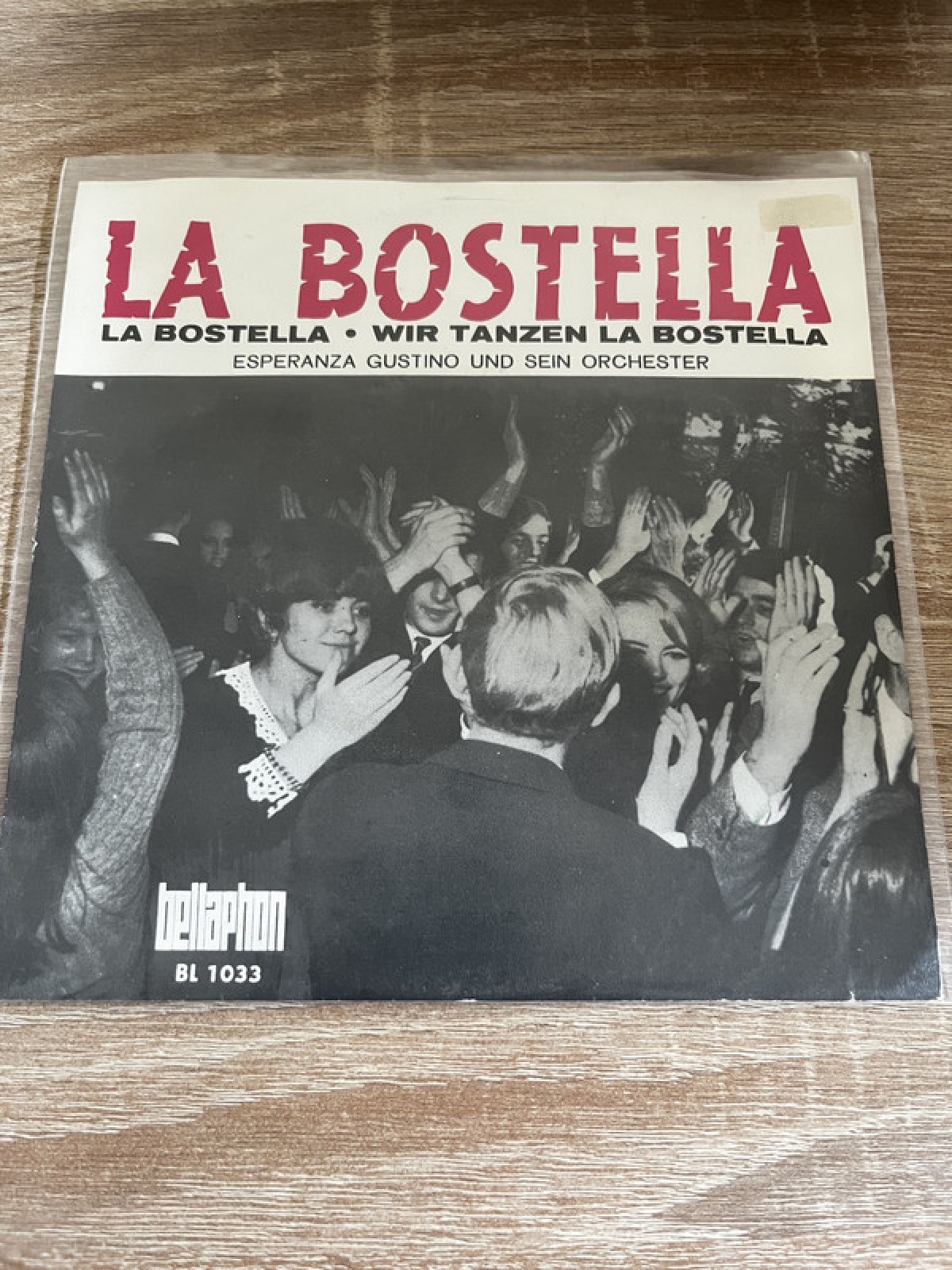 SINGLE / Esperanza Gustino Und Sein Orchester – La Bostella