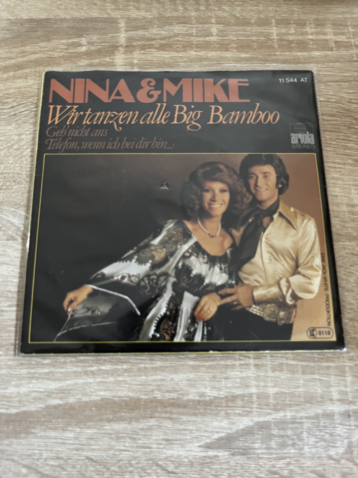 SINGLE / Nina & Mike – Wir Tanzen Alle Big Bamboo