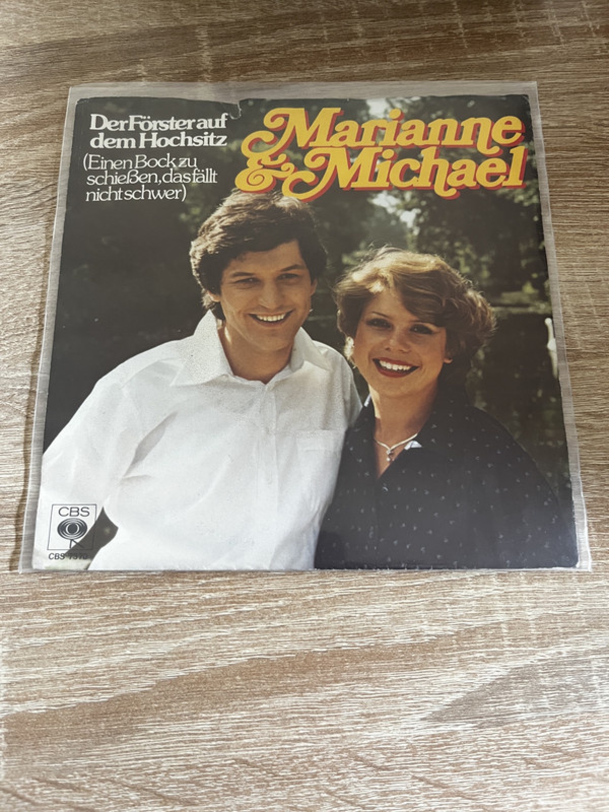 SINGLE / Marianne & Michael – Der Förster Auf Dem Hochsitz