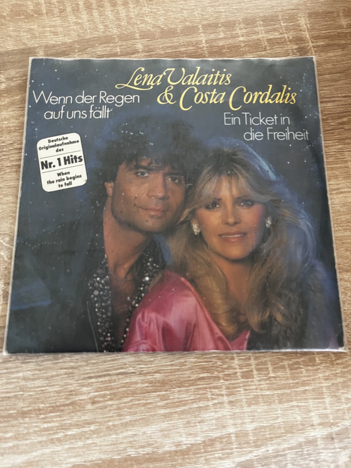 SINGLE / Lena Valaitis & Costa Cordalis – Wenn Der Regen Auf Uns Fällt