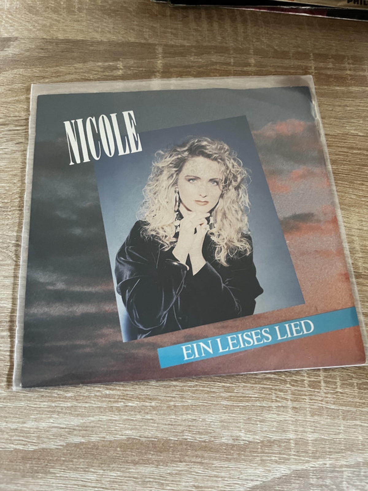 SINGLE / Nicole – Ein Leises Lied